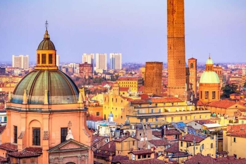 Bologna : Highlights & Hidden Gems Private Walking Tour - Starting Point in the Heart of Bologna’s Historic Center