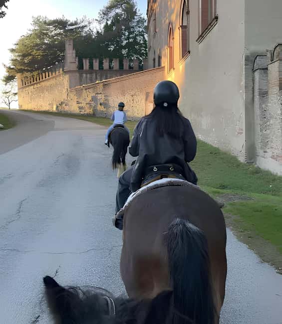 Bologna: Horseback Ride in the Bolognese Hills - Discover the Scenic Bolognese Hills on Horseback
