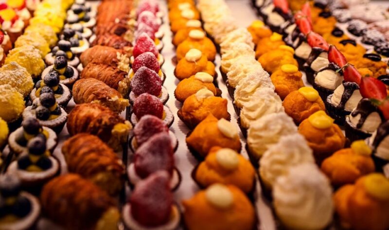 Bologna: Local Foodie Tour with 10 Tastings and Wine - Introduction to Bologna’s Food Scene with a Local Twist