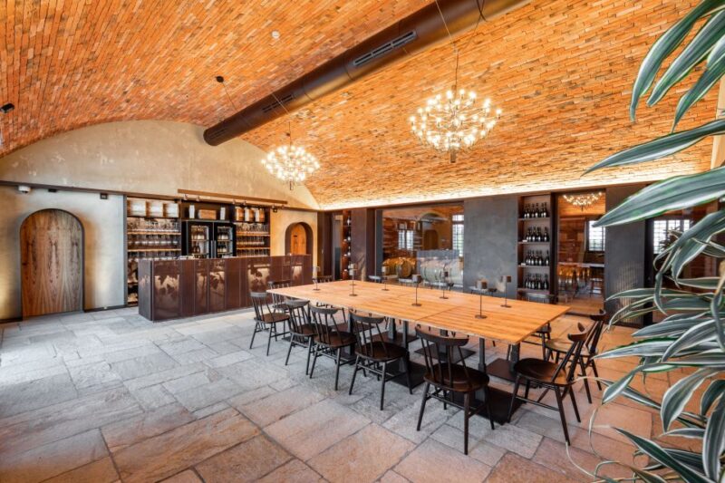 Bologna: Olive Grove and Vineyard Tour with Product Tastings - Explore Bologna’s Olive Grove and Vineyard with Guided Tasting Experiences