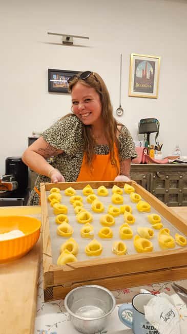 Bologna: Pasta Cooking Class, Ragu & Wine with Local Host - Accessibility and Group Size