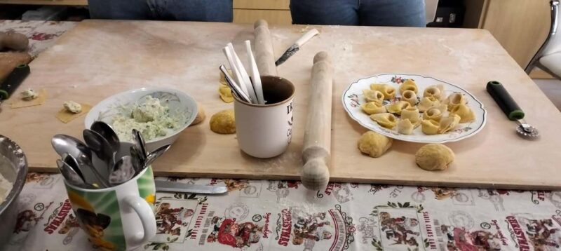 Bologna: Pasta Tagliatelle Ragu Cooking Class with Wine - Making the Classic Ragu and Pasta Sauces