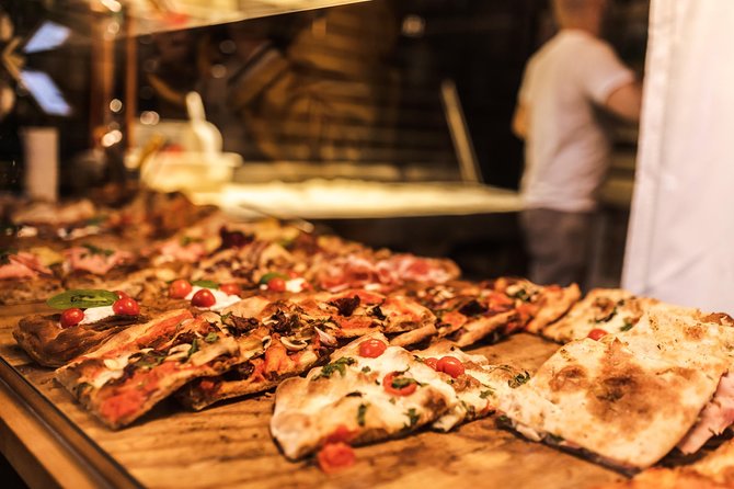 Bologna Private Highlights & Hidden Gems Tour with a Local - Exploring Bologna’s Market Scene and Local Flavors