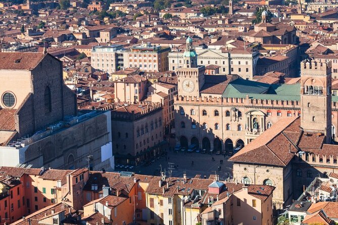 Bologna Private Walking Tour - Visiting the Basilica of San Petronio