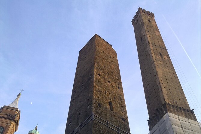 Bologna Scavenger Hunt and Highlights Self-Guided Tour - Explore Bologna with an Interactive, Self-Guided Scavenger Hunt