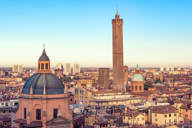 Bologna Scavenger Hunt and Highlights Self-Guided Tour - Key Points