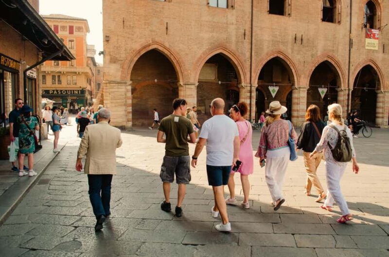 Bologna: Street Food Tour in the Historic Center - Key Points