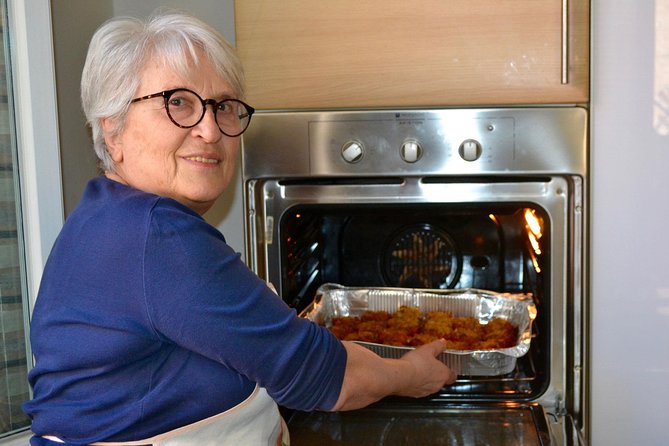 Bolognese Pasta Class in Bologna with a Local Expert, Giovanna C - Key Points