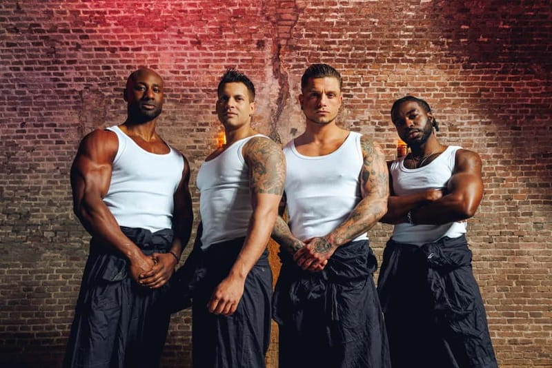 Bonton Rotterdam: Male Dance Show Evening Ticket - Discover the Exclusive Male Dance Show at BonTon Rotterdam