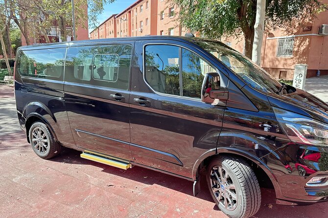 Book Private transfer from Barcelona airport to City - Meet and Greet at Barcelona Airport