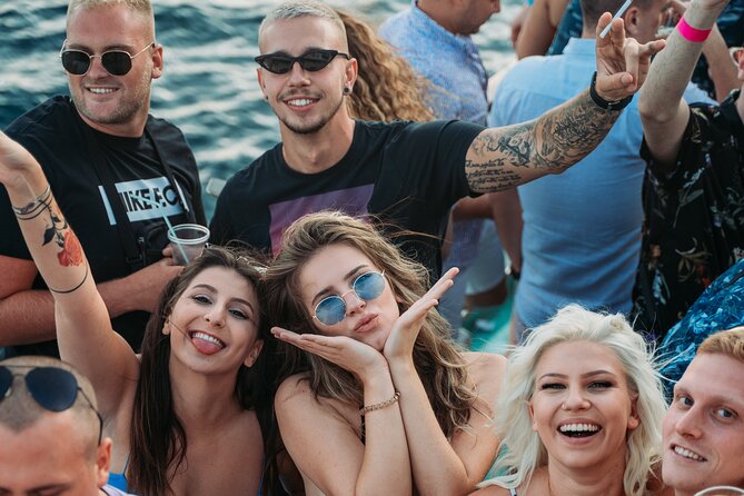 Boom Boat Party Pore 6 Hour Party with DJ, Swim & Afterparty - Practical Details: Meeting Points and Bookings