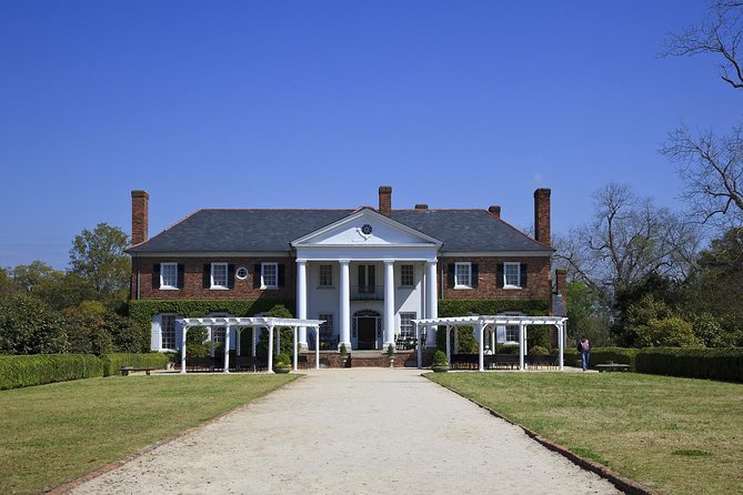 Boone Hall Plantation Admission & Tour with Transportation from Charleston - Practical Details: Meeting Points and Accessibility