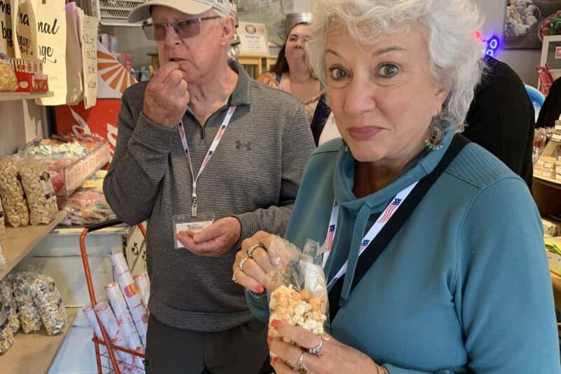 Boothbay Harbor: Guided Walking Food Tour with Tastings - Final Stop: Orne’s Candy Store for Fudge and Shopping