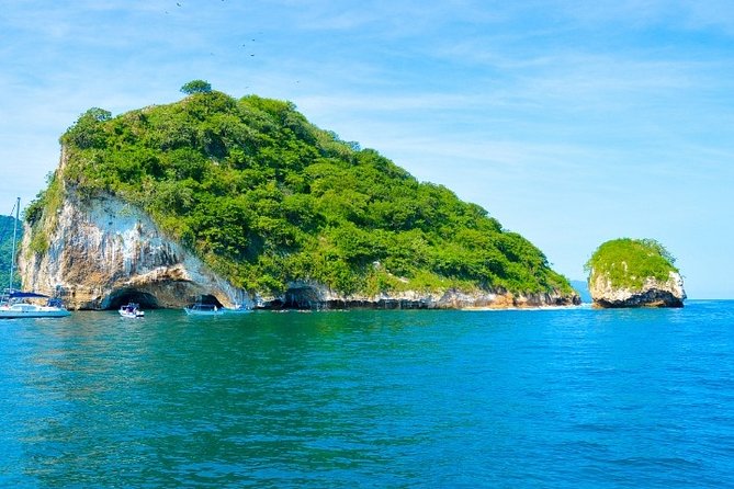 Bora Bora Sail to Yelapa - Discovering Yelapa’s Authentic Charm