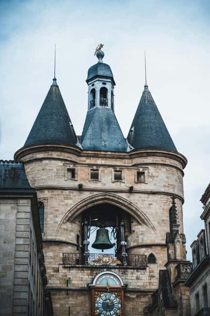 Bordeaux 1h30 City Walking Tour: Discover Historic Landmarks - Key Points