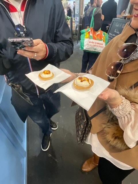 Bordeaux: Best of French Chocolate and Pastries Food Tour - Tasting Iconic Bordeaux Pastries