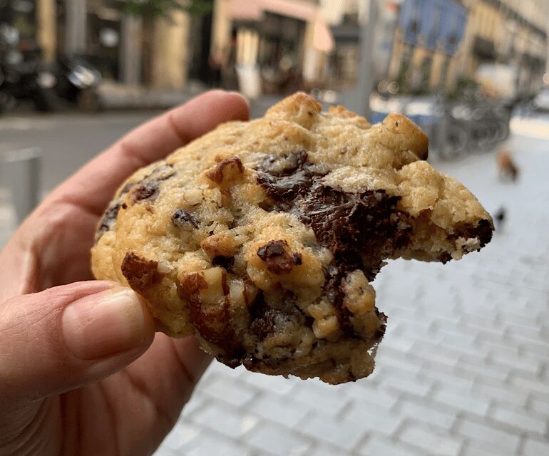 Bordeaux: Best of French Chocolate and Pastries Food Tour - Discovering Bordeauxs Sweet Culinary History