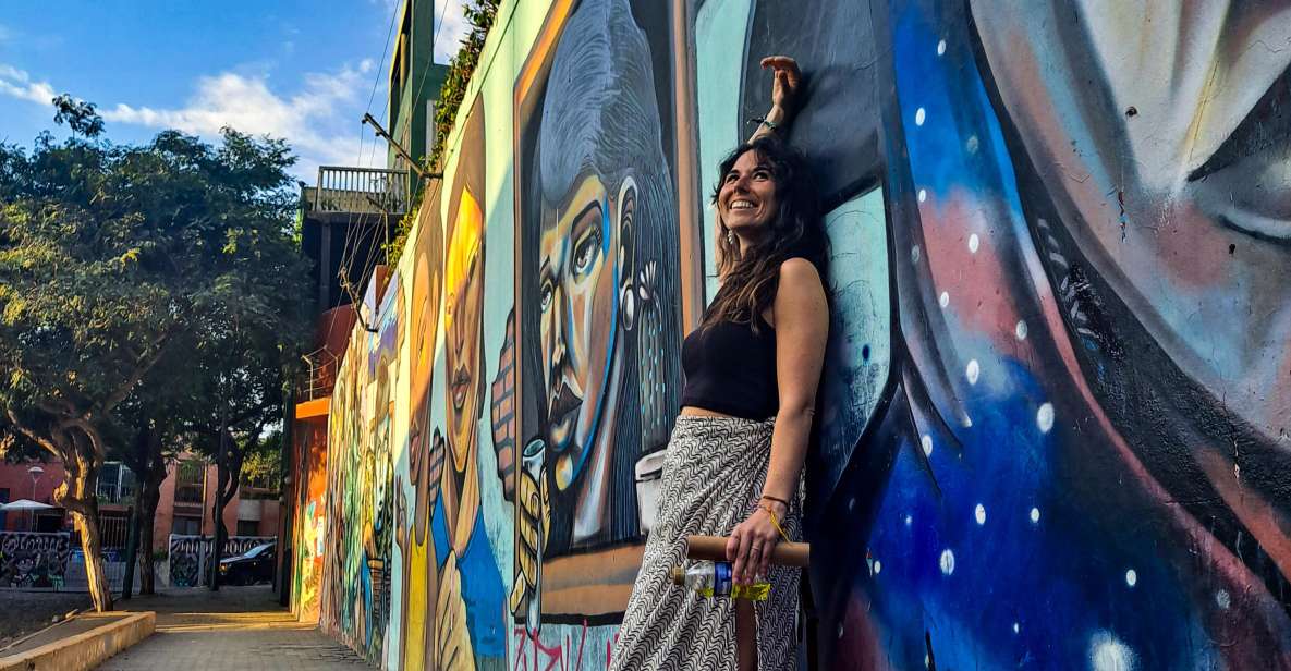 Bordeaux: Classic Architecture 2h Walking Tour - Walking the Streets of Montesquieu and Bordeaux’s Political Evolution