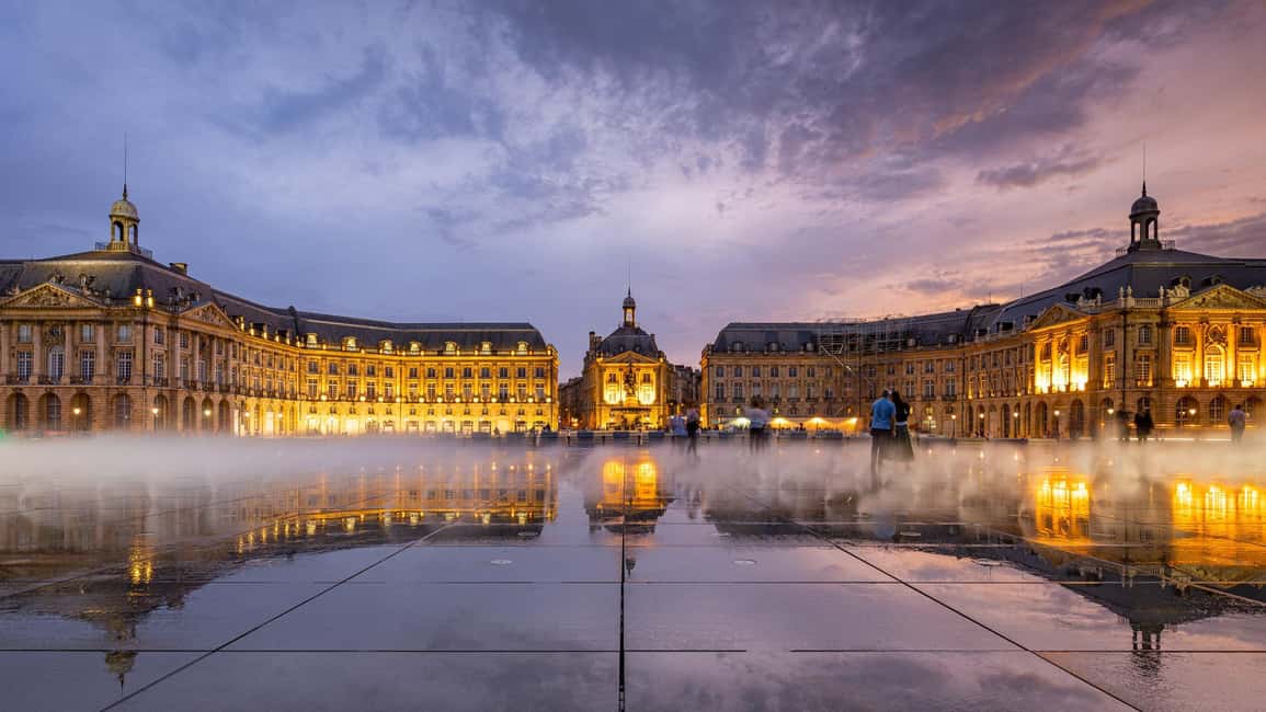 Bordeaux: Classic Architecture 2h Walking Tour - Frequently Asked Questions