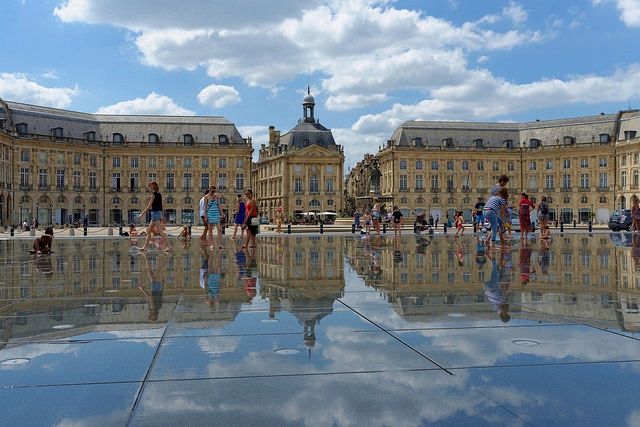 Bordeaux: Exclusive Private Guided Walking Tour - Wine Recommendations in the Heart of Bordeaux