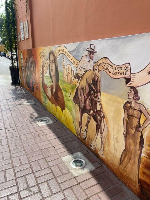 Bordeaux: Famous Figures 2h Walking Tour - How This Tour Differs from Others in Bordeaux