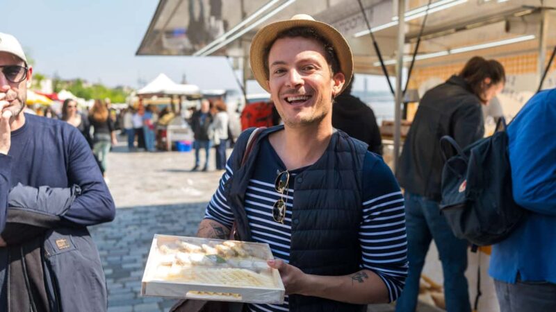 Bordeaux: Farmers Market Tour & Gourmet River Cruise - Discovering Bordeaux’s Market and Food Scene