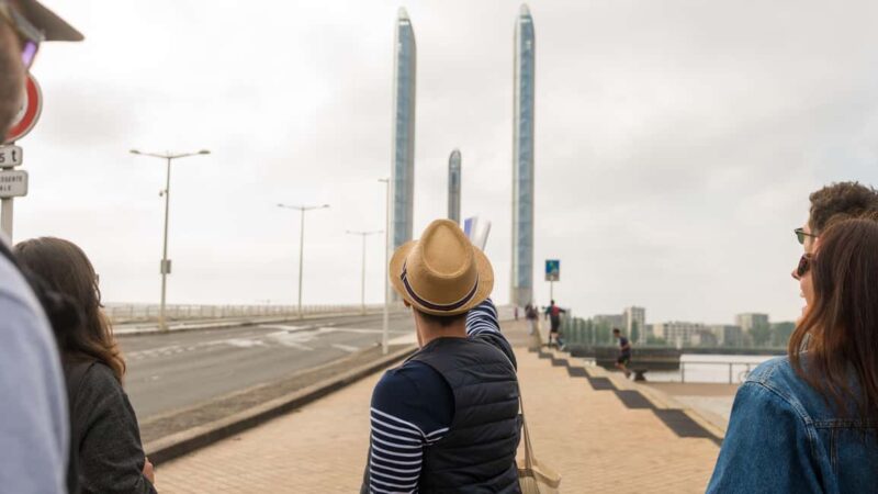 Bordeaux: Farmers Market Tour & Gourmet River Cruise - Practical Details: Meeting Point and Group Options