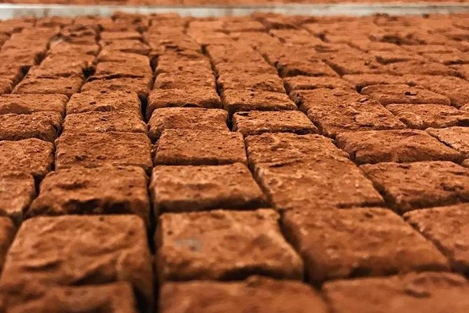 Bordeaux Food Tour  A Full French Meal by Do Eat Better - Indulge in a French Bistro Lunch in Saint-Pierre