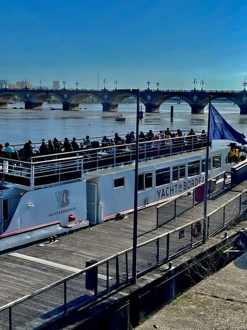 Bordeaux: Garonne River Yacht Cruise with Brunch - The Seasonal Brunch Menu