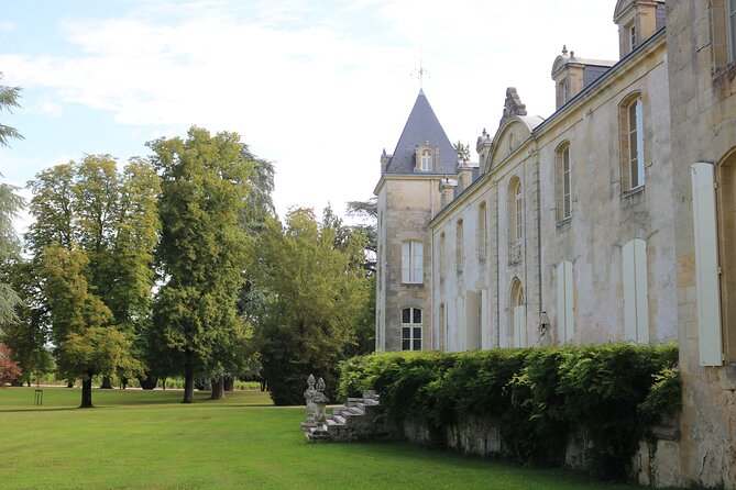 Bordeaux in a Day City and Chateau Visit Shared Walking Tour - Transition to the Bordeaux Countryside and Vineyard Visit
