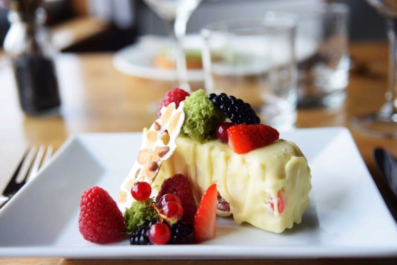 Bordeaux: Lunch Cruise - Bordeaux: Lunch Cruise – A Gourmet Journey on the River Garonne