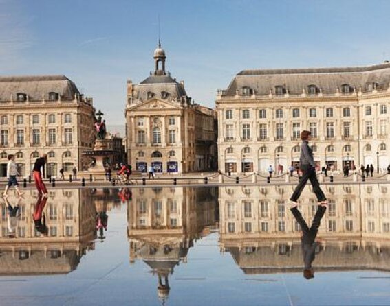 Bordeaux Old Town Secrets: Self-Guided Walking Adventure - Key Points