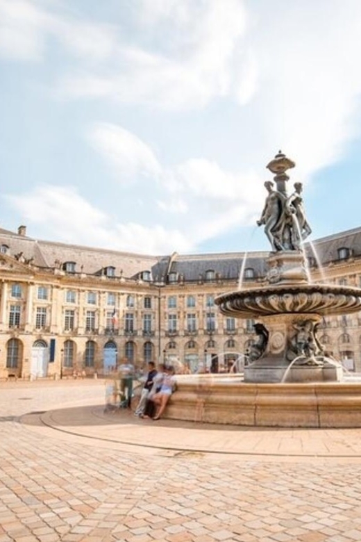Bordeaux: Private Street Art tour - Visiting the Base sous-marine and Trendy Venues