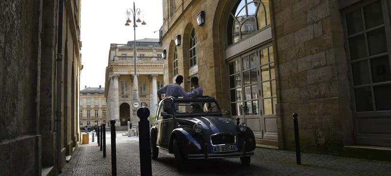 Bordeaux: Private Tour in a Citroën 2CV - Key Points