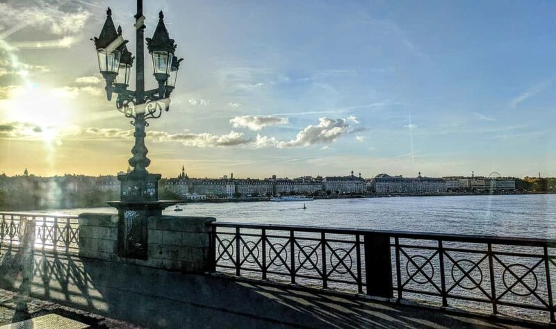 Bordeaux: Slave Trade Walking tour + Garonne Excursion - Key Points