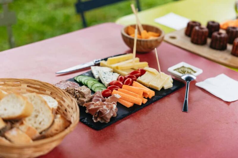 Bordeaux: St. Emilion Day Trip with Wine Tasting and Lunch - First Winery Visit: Guided Tour and Tasting