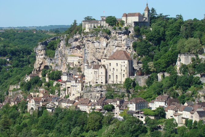 Bordeaux to Dordogne - Private Tour: Fortified Castles and Medieval Villages - The Comfort of Private Transportation and Guided Service