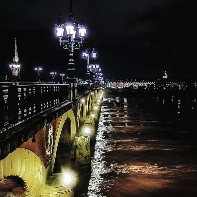 Bordeaux Unveiled: The Ultimate Private Walking Experience! - Recommendations and Local Tips from the Guide