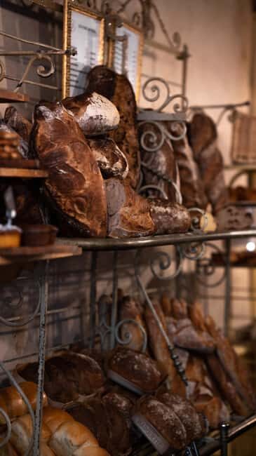 Bordeaux: Walking Tour of the City's Best Bakeries - Pacing, Group Size, and Accessibility