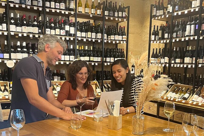 Bordeaux: Wine tasting with a DipWSET, CMS Certified Sommelier - The Guide: Guadalupe, a Local and Experienced Sommelier