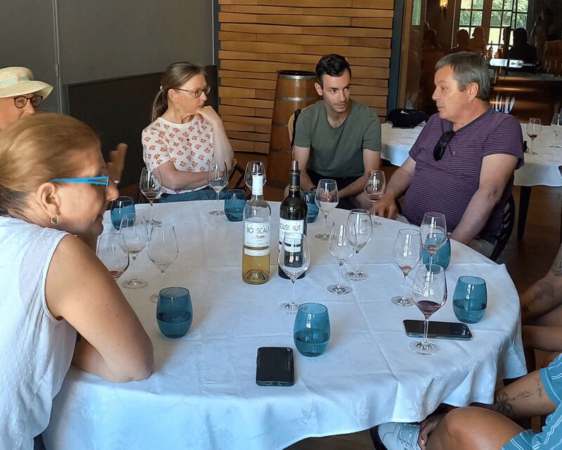 Bordeaux wine tour: 2 wineries & wine tastings (red & white) - The Guides: Knowledgeable and Engaging