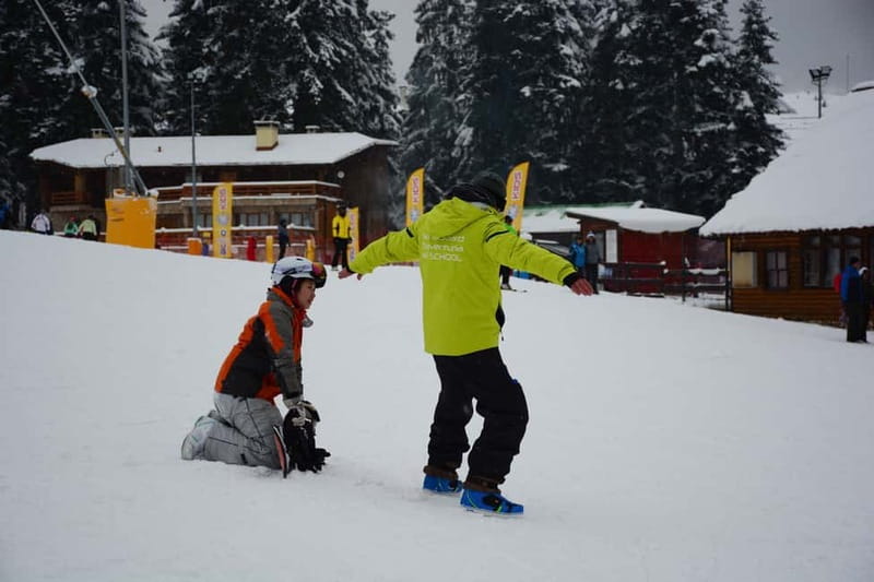 Borovets: 2-Hour Snowboard Taster Session with Instructor - Discover the Location: Borovets Ski Resort in Bulgaria
