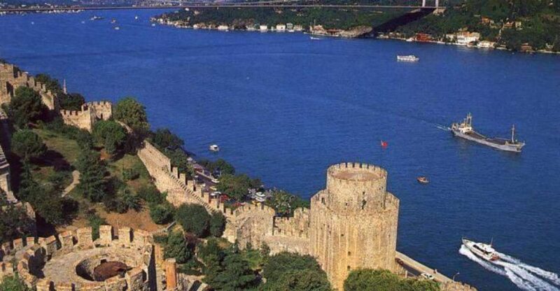 Bosphorus Boat Cruise & Two Continents Tour with Lunch - Starting Point and Tour Duration