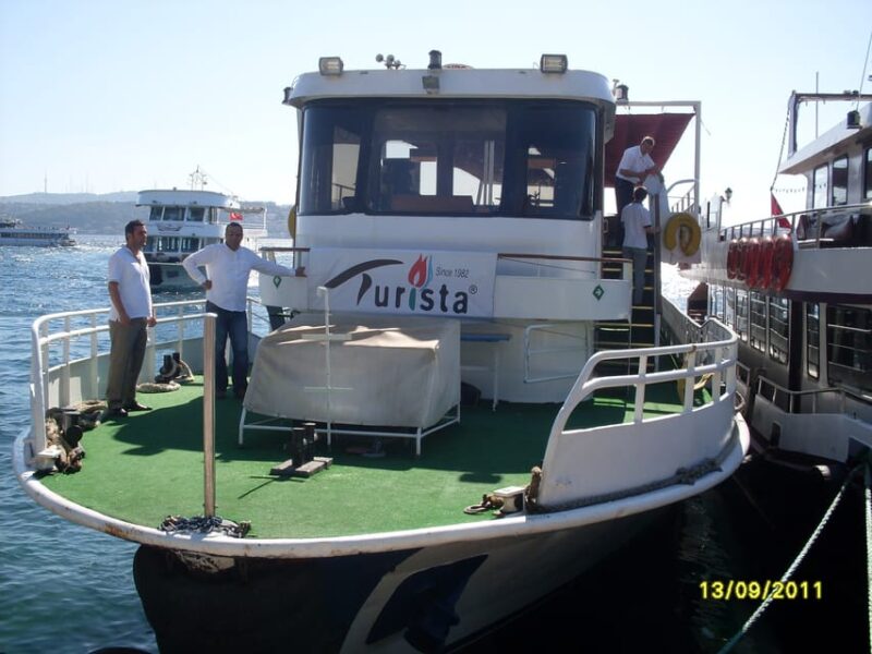 Bosphorus Cruise and Two Continents Tour with Expert Guide - Discovering the Golden Horn and City Walls