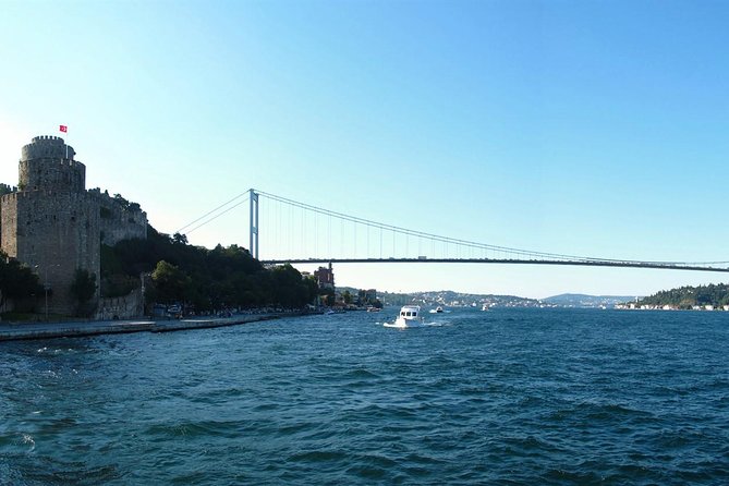 Bosphorus Cruise and Two Continents Tour with Lunch at the top of Camlica Hill - Exploring Istanbul by Water: The Bosphorus Cruise