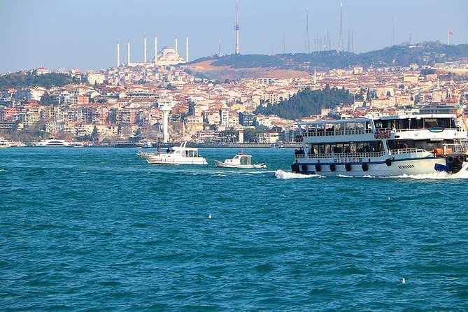 Bosphorus Cruise - The Experience of the Route: Between Two Continents