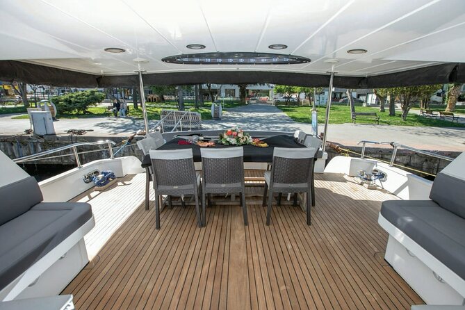 Bosphorus cruise with private boat - The Benefits of a Private Boat Experience