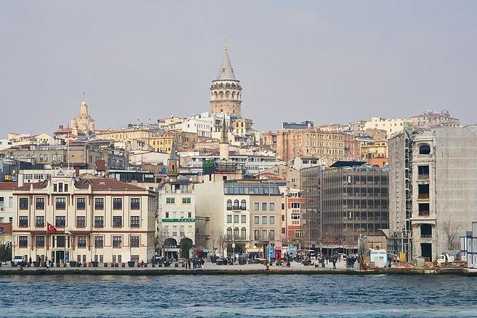 Bosphorus Cruise with unlimited alcohol - Live Music and Performances on Board