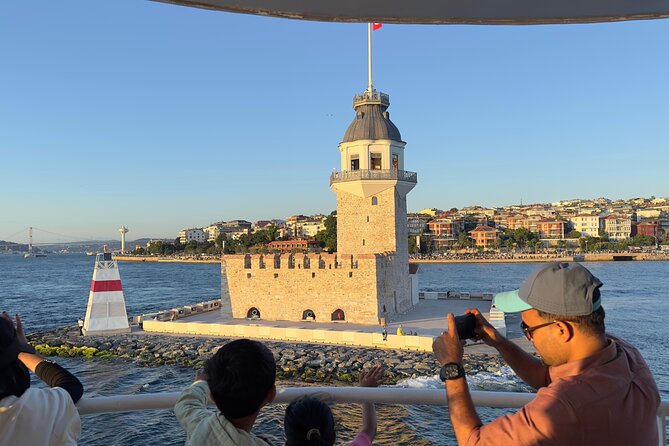 Bosphorus Daytime or Sunset Sightseeing Cruise & Audio Guide - Food, Drinks, and Additional Options