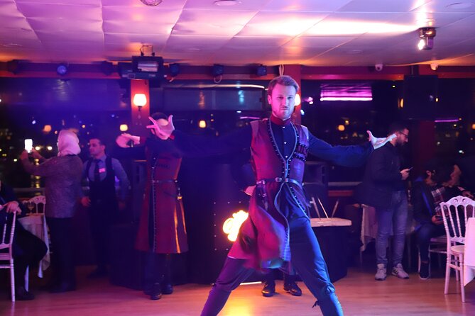 Bosphorus Dinner Cruise Tour with Private Table - Food and Beverage Options on Board